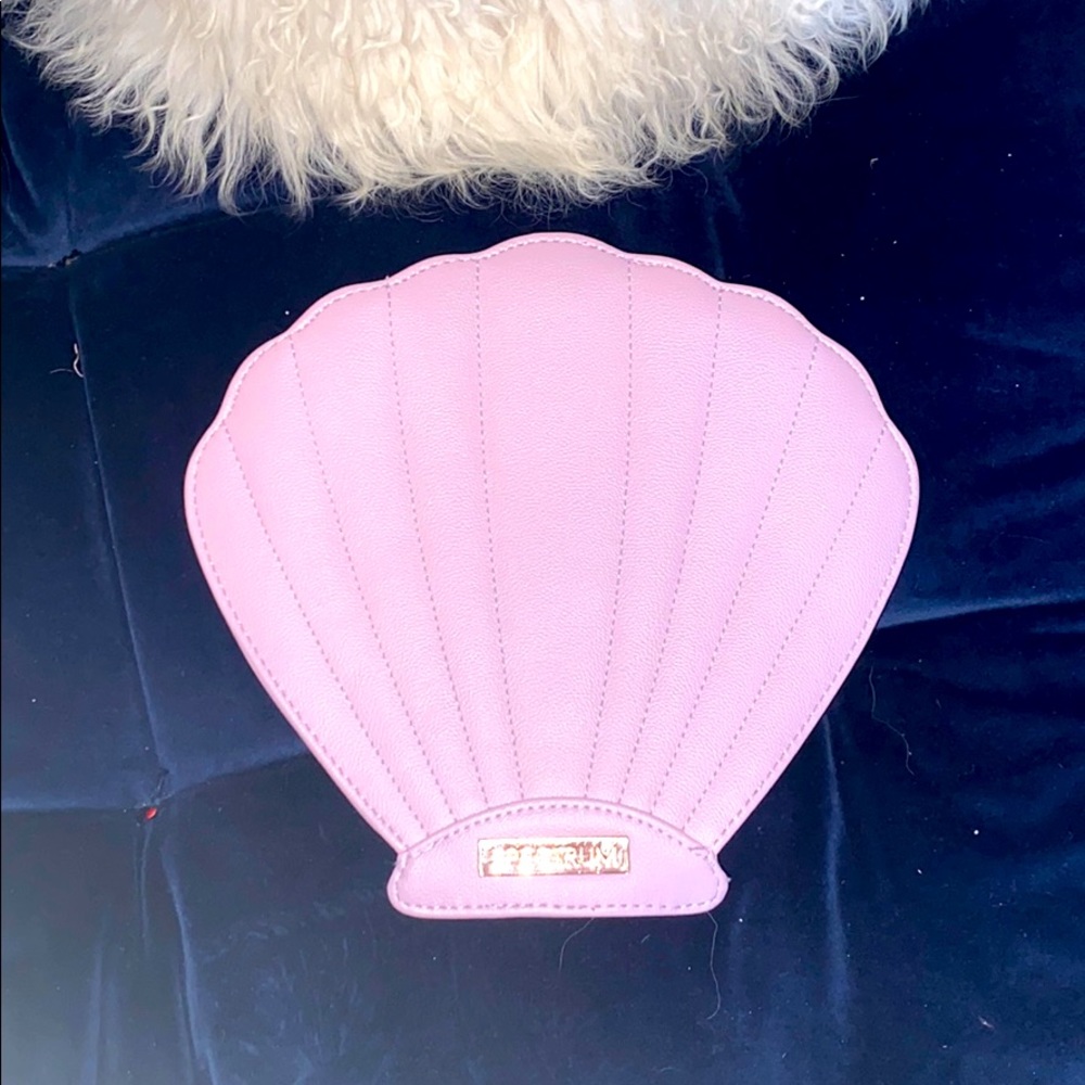 Spectrum Seashell Makeup Brush Holder